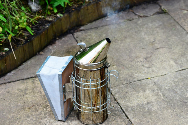 Bee smoker